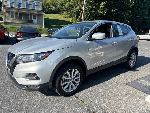 2022 Nissan Rogue Sport S