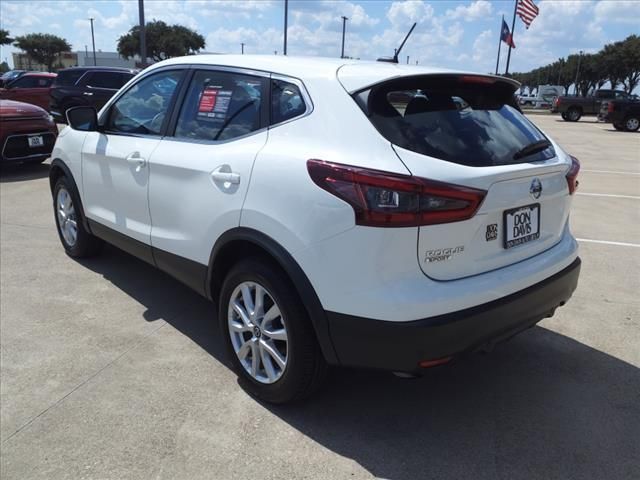 2022 Nissan Rogue Sport S