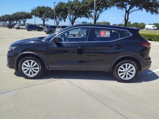 2022 Nissan Rogue Sport S