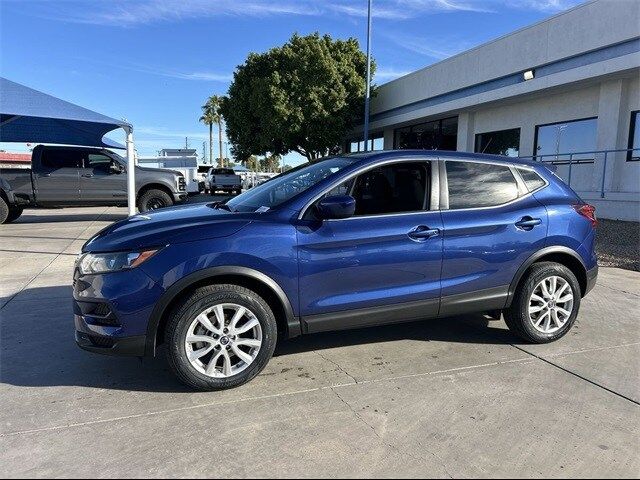 2022 Nissan Rogue Sport S