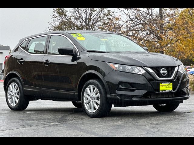 2022 Nissan Rogue Sport S