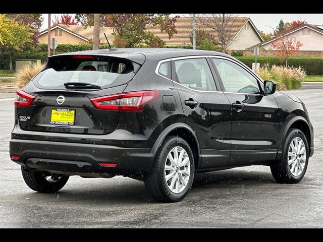 2022 Nissan Rogue Sport S