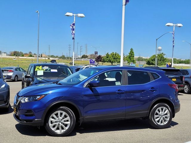 2022 Nissan Rogue Sport S