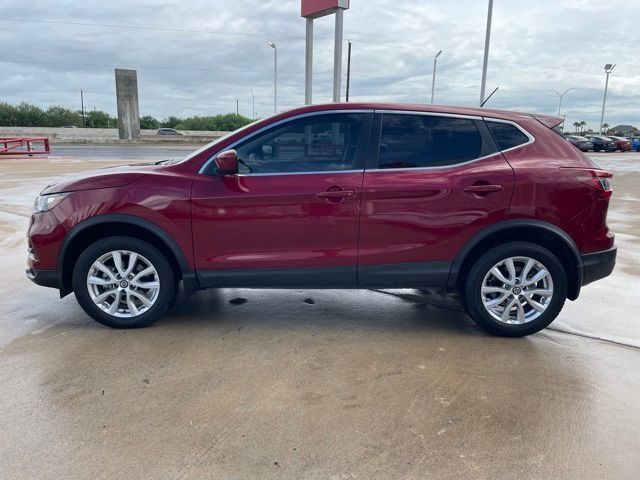 2022 Nissan Rogue Sport S