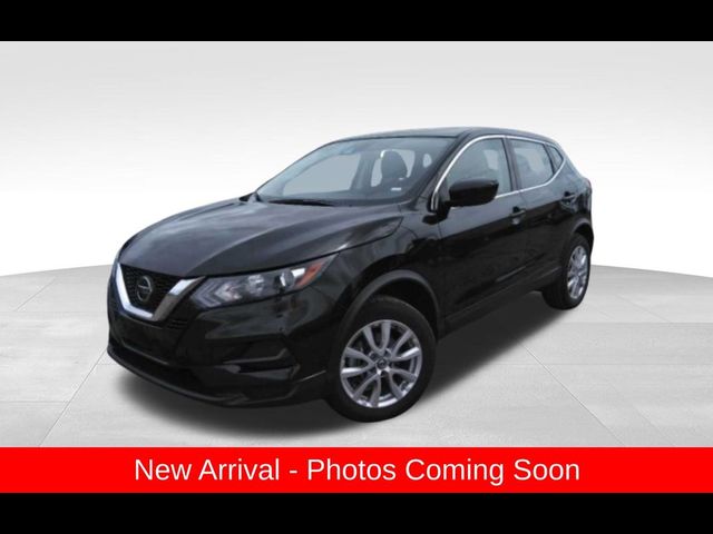 2022 Nissan Rogue Sport S