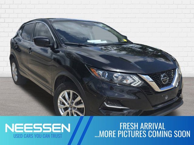 2022 Nissan Rogue Sport S