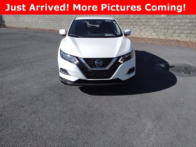 2022 Nissan Rogue Sport S