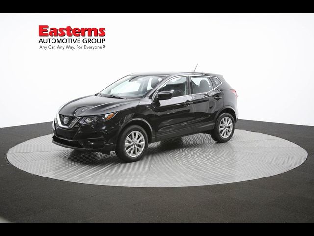 2022 Nissan Rogue Sport S