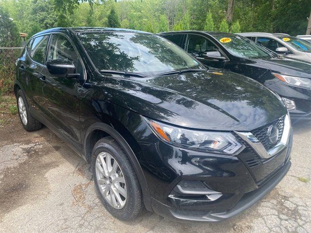 2022 Nissan Rogue Sport S