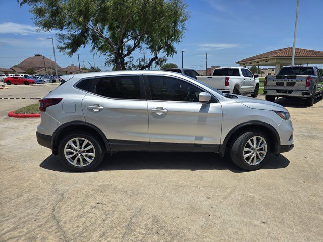 2022 Nissan Rogue Sport S