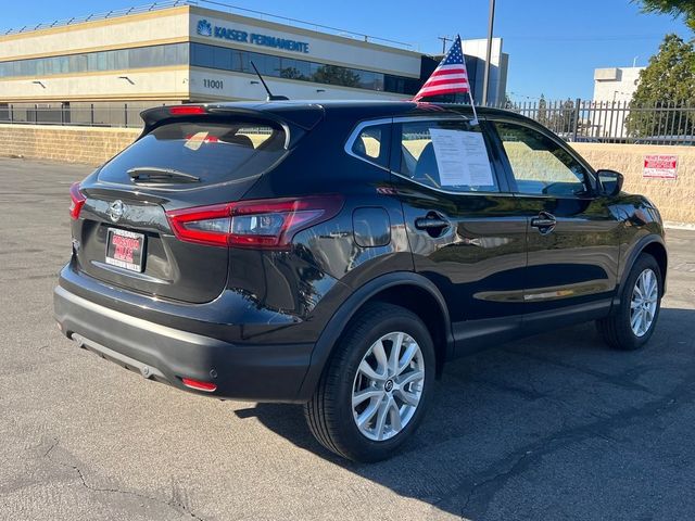 2022 Nissan Rogue Sport S