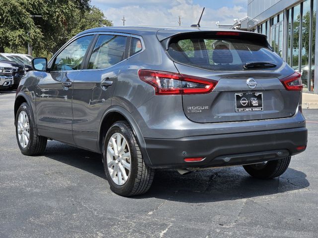 2022 Nissan Rogue Sport S