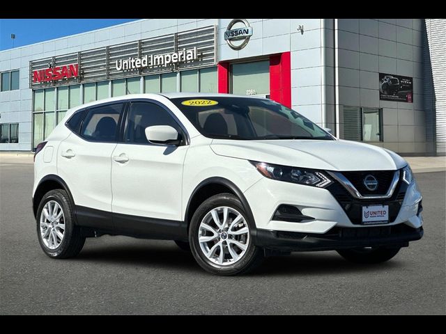 2022 Nissan Rogue Sport S