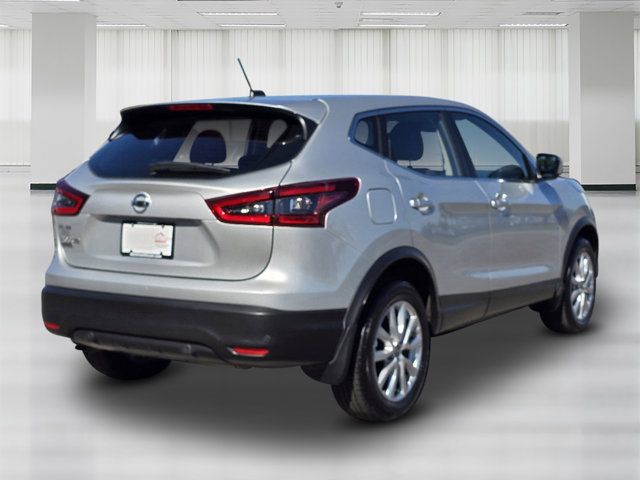 2022 Nissan Rogue Sport S