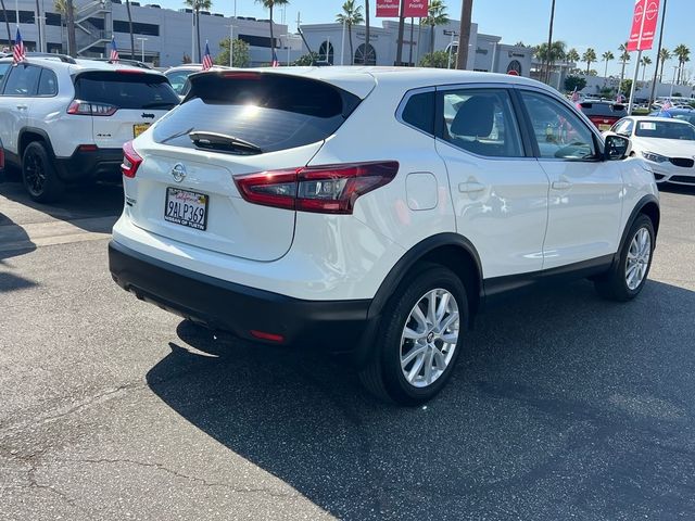 2022 Nissan Rogue Sport S