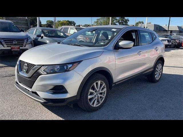 2022 Nissan Rogue Sport S