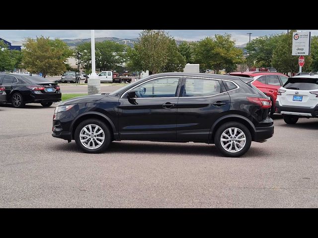 2022 Nissan Rogue Sport S