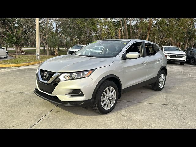 2022 Nissan Rogue Sport S