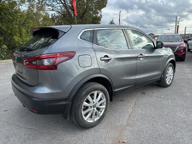 2022 Nissan Rogue Sport S