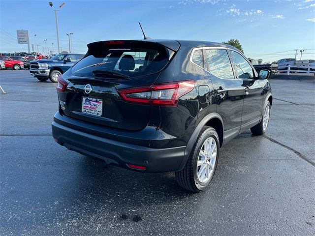 2022 Nissan Rogue Sport S