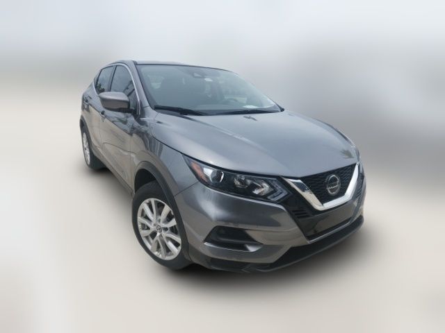 2022 Nissan Rogue Sport S