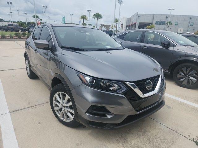 2022 Nissan Rogue Sport S