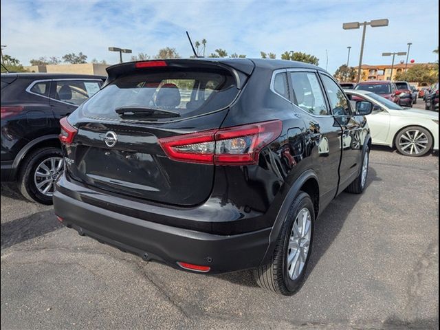 2022 Nissan Rogue Sport S