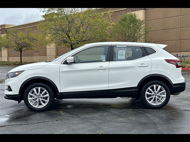 2022 Nissan Rogue Sport S