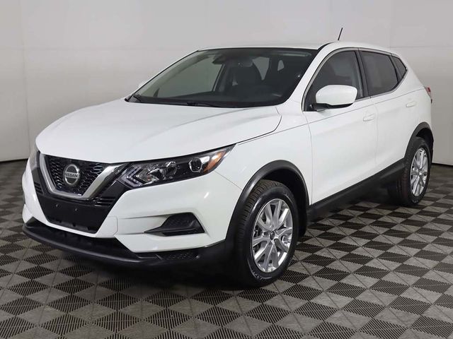 2022 Nissan Rogue Sport S