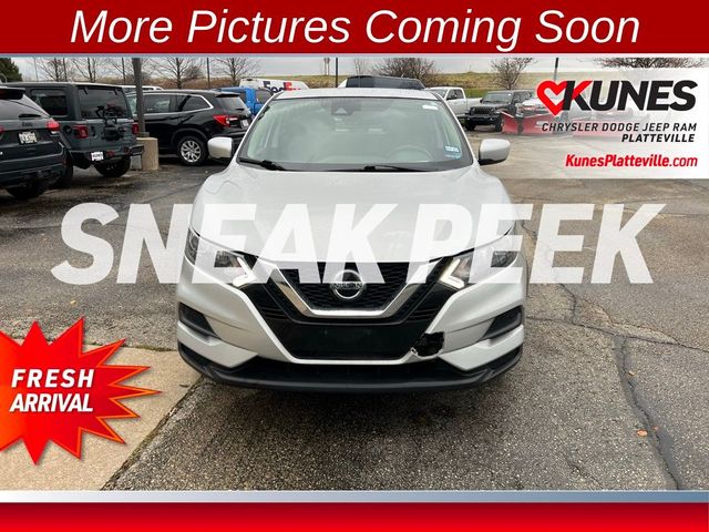 2022 Nissan Rogue Sport S