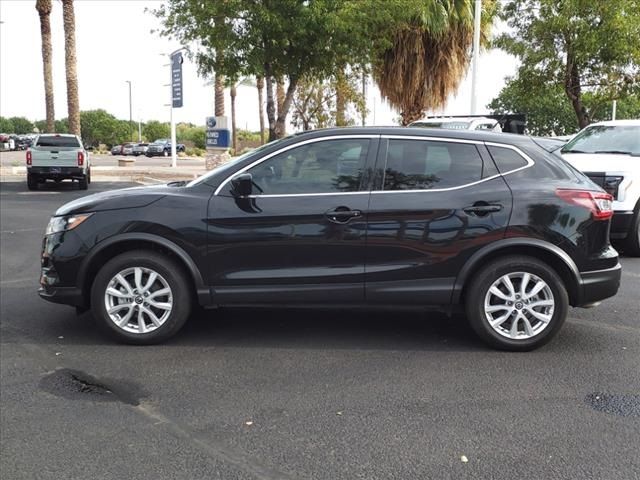 2022 Nissan Rogue Sport S