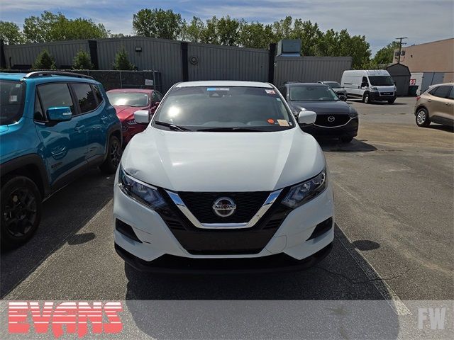 2022 Nissan Rogue Sport S