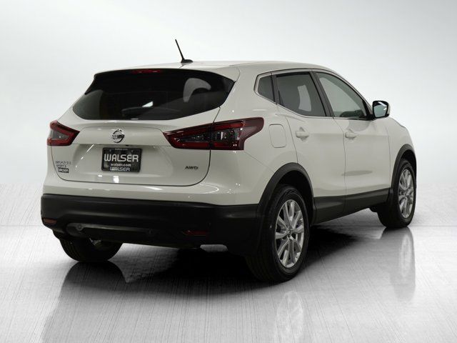 2022 Nissan Rogue Sport S