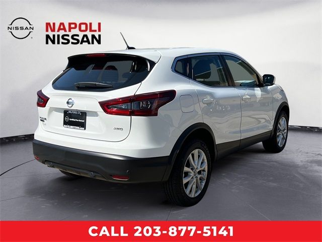 2022 Nissan Rogue Sport S