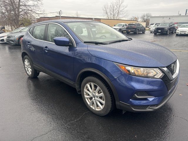 2022 Nissan Rogue Sport S