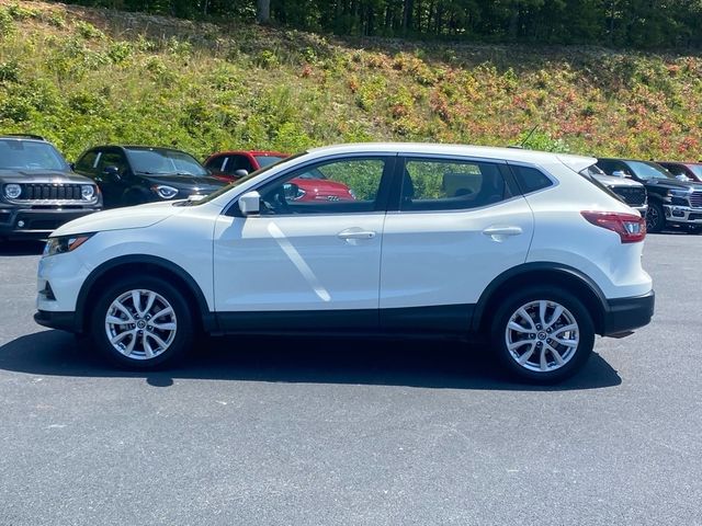 2022 Nissan Rogue Sport S