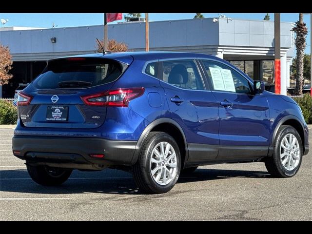 2022 Nissan Rogue Sport S