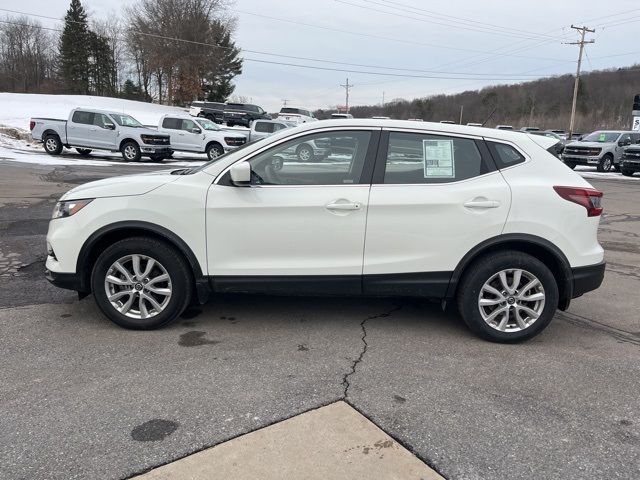 2022 Nissan Rogue Sport S