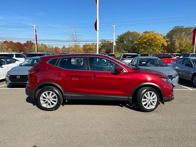 2022 Nissan Rogue Sport S