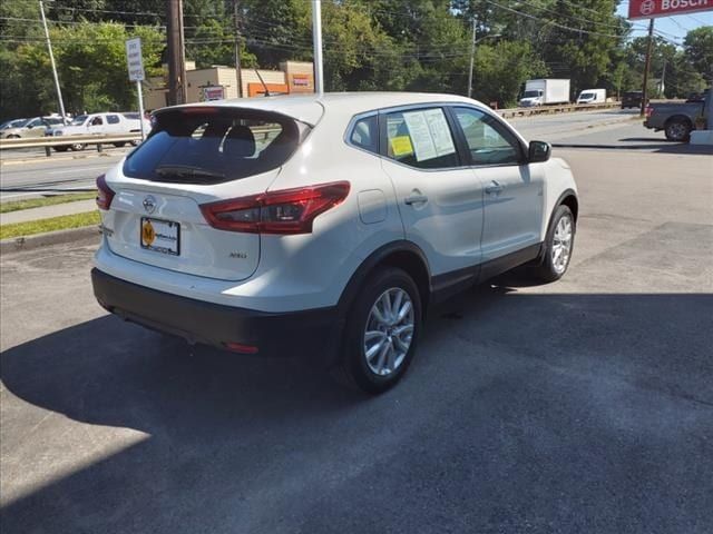 2022 Nissan Rogue Sport S