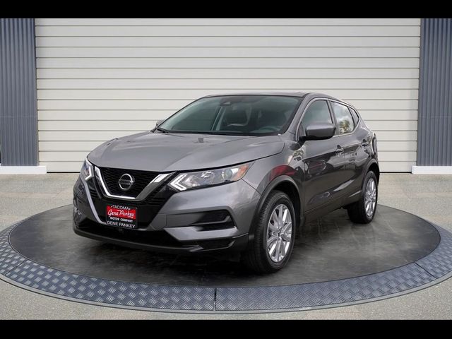 2022 Nissan Rogue Sport S