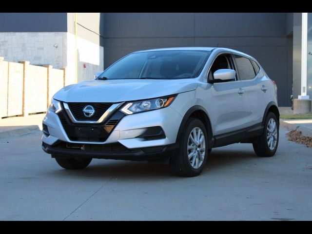 2022 Nissan Rogue Sport S