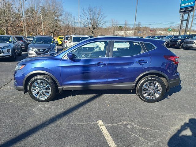 2022 Nissan Rogue Sport S