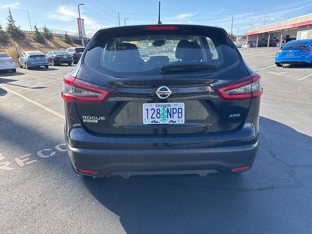 2022 Nissan Rogue Sport S