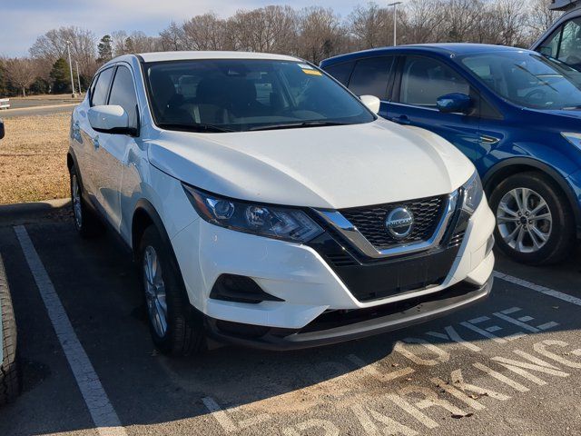 2022 Nissan Rogue Sport S