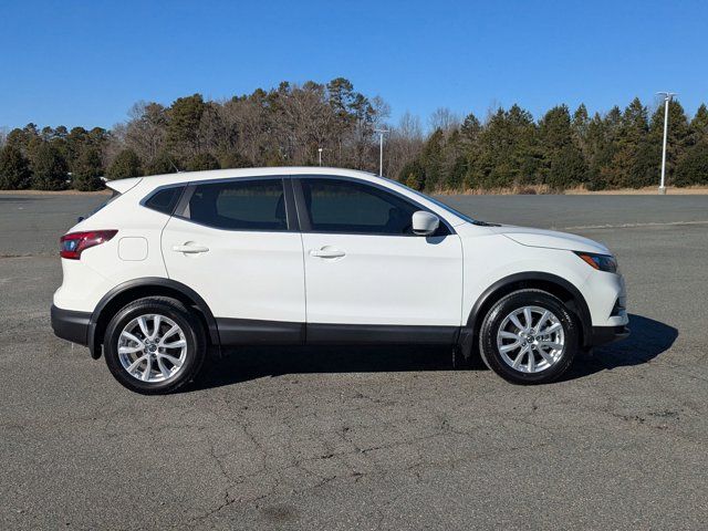 2022 Nissan Rogue Sport S