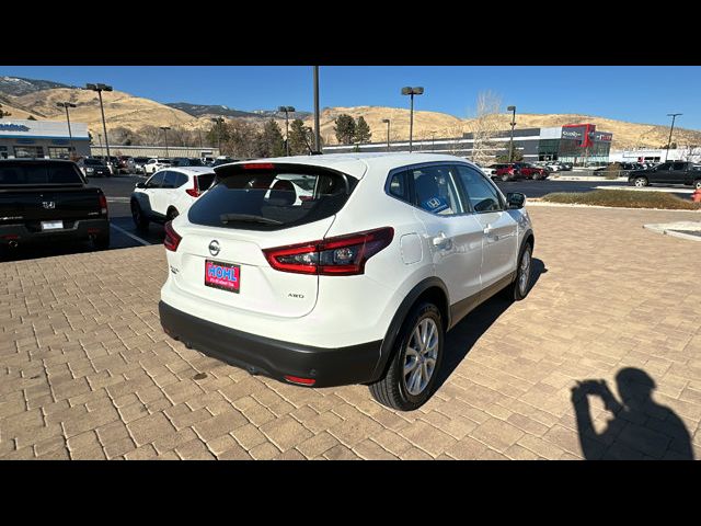 2022 Nissan Rogue Sport S