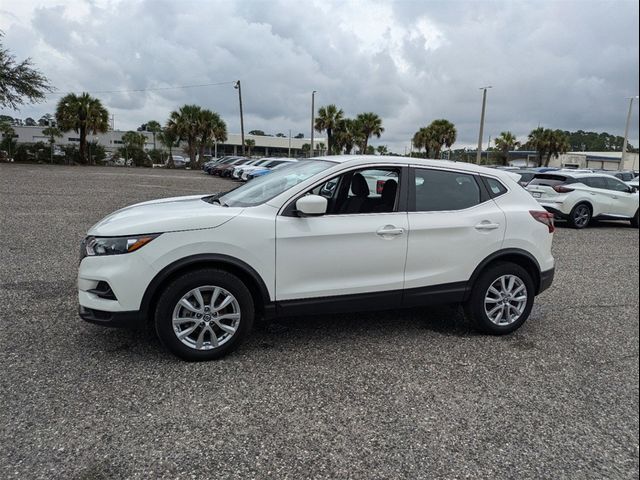 2022 Nissan Rogue Sport S