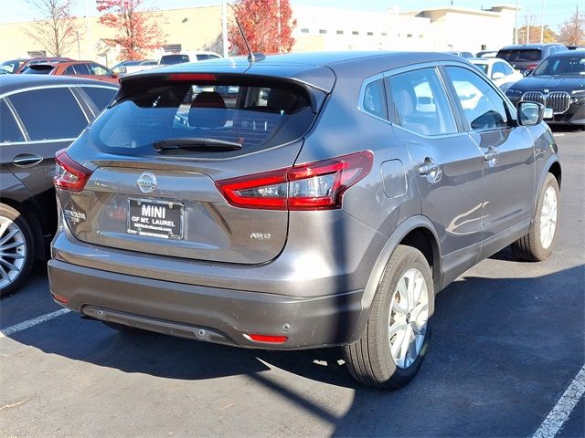 2022 Nissan Rogue Sport S