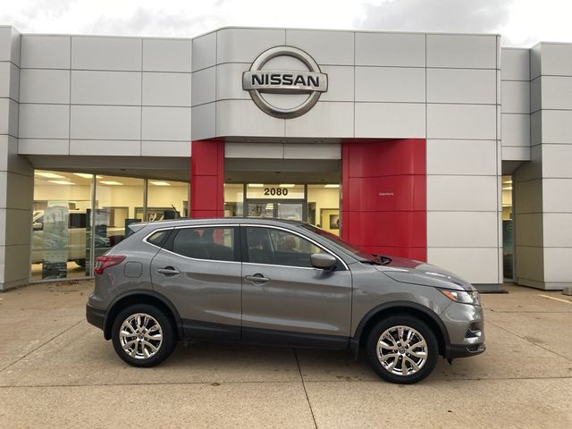 2022 Nissan Rogue Sport S